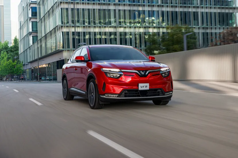 Hình ảnh xe VINFAST VF8 PLUS 2025