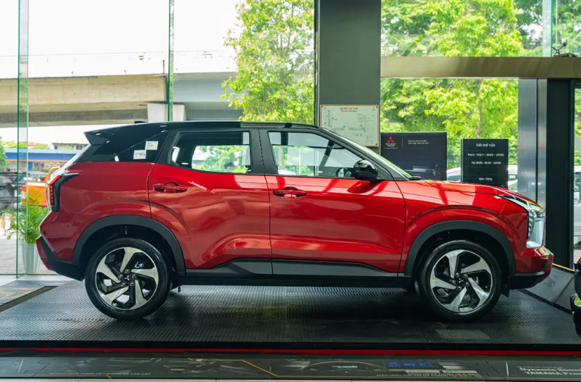 Hình ảnh xe MITSUBISHI XFORCE ULTIMATE 2025