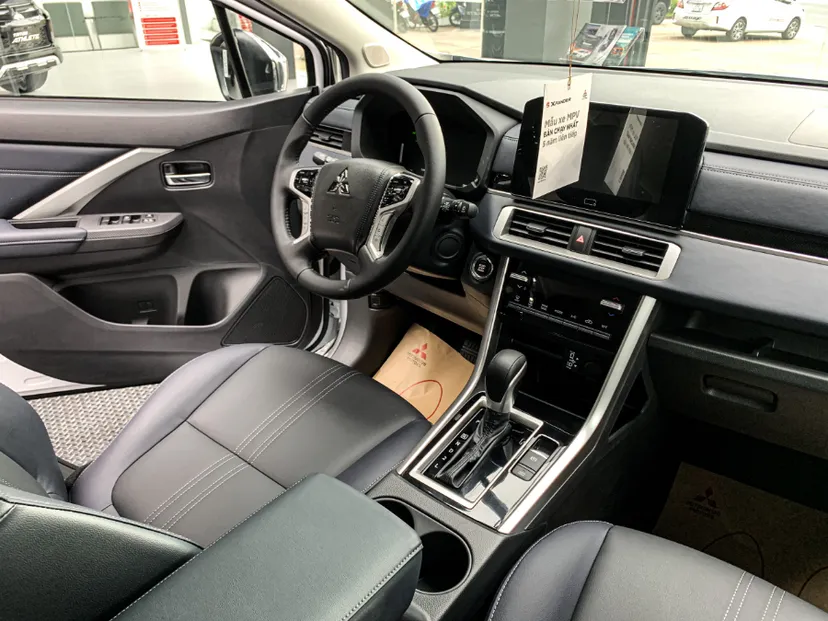 Hình ảnh xe MITSUBISHI XPANDER CROSS 1.5L AT 2025