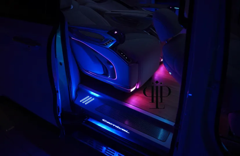 Hình ảnh xe TRẦN SAO RƠI – SAO BĂNG LIMOUISINE