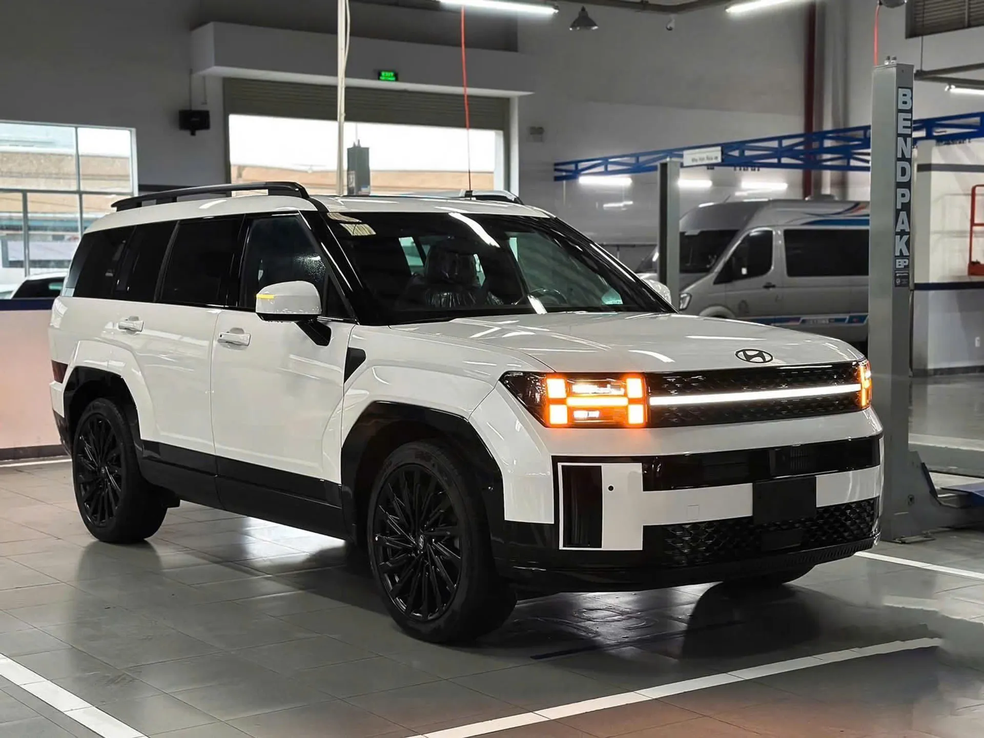 Hình ảnh xe HYUNDAI SANTA FE 2.5T CALLIGRAPHY 2025