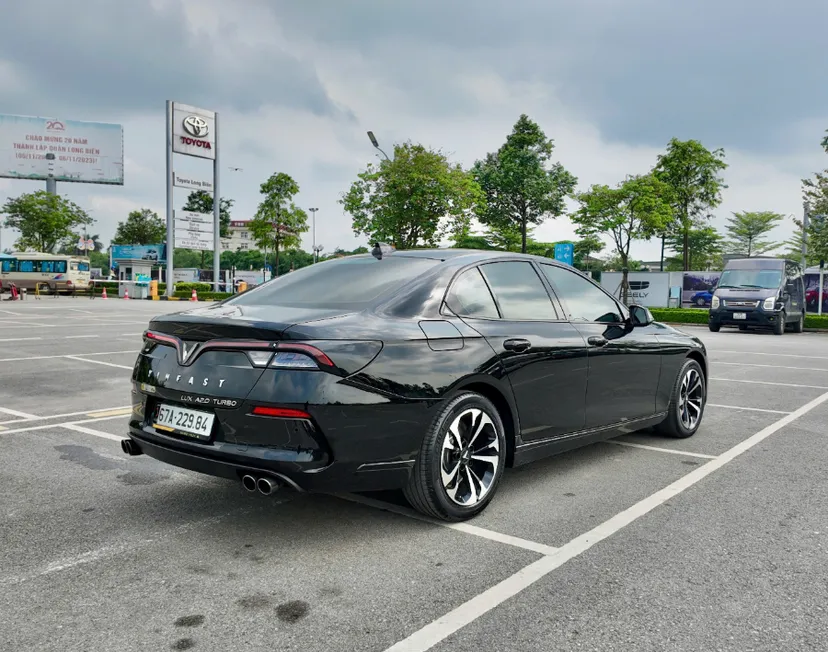 Hình ảnh xe VinFast Lux A 2.0 base 2022