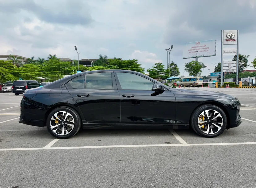 Hình ảnh xe VinFast Lux A 2.0 base 2022