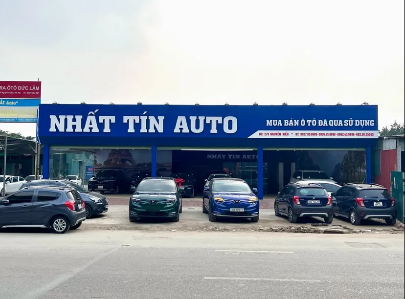 Banner cửa hàng Nhất Tín Auto