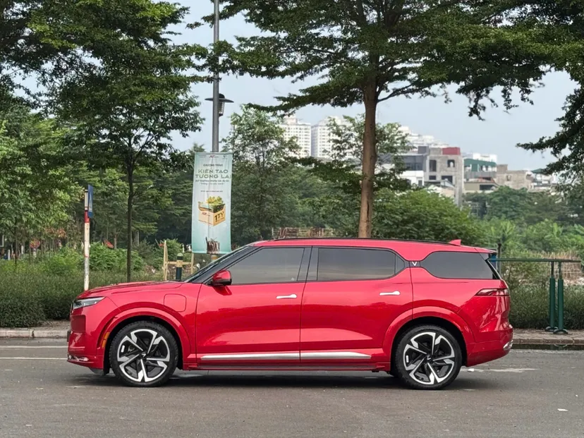 Hình ảnh xe Vf9 bản plus sx 2023