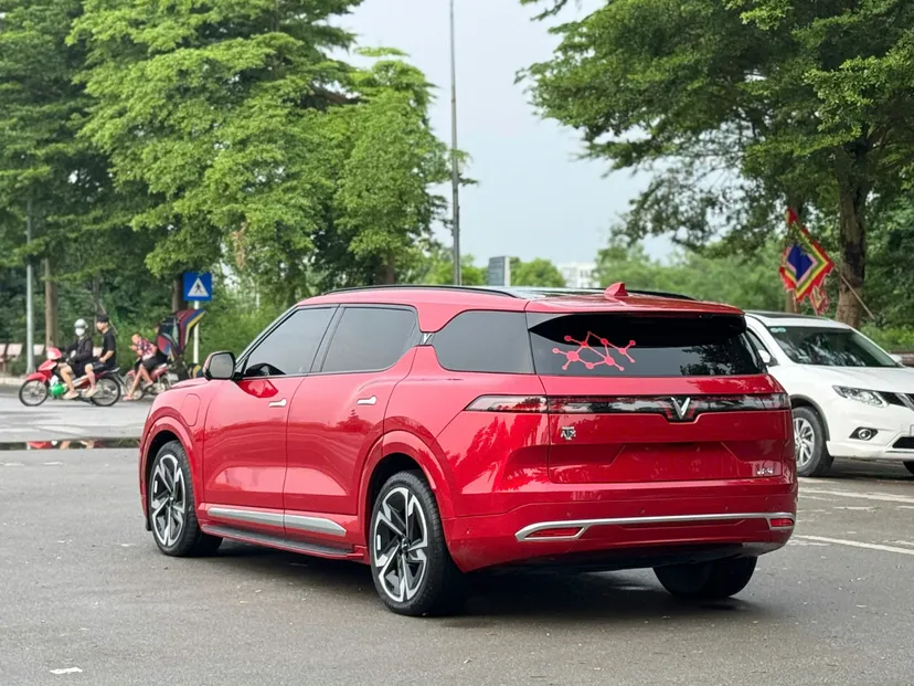 Hình ảnh xe Vf9 bản plus sx 2023