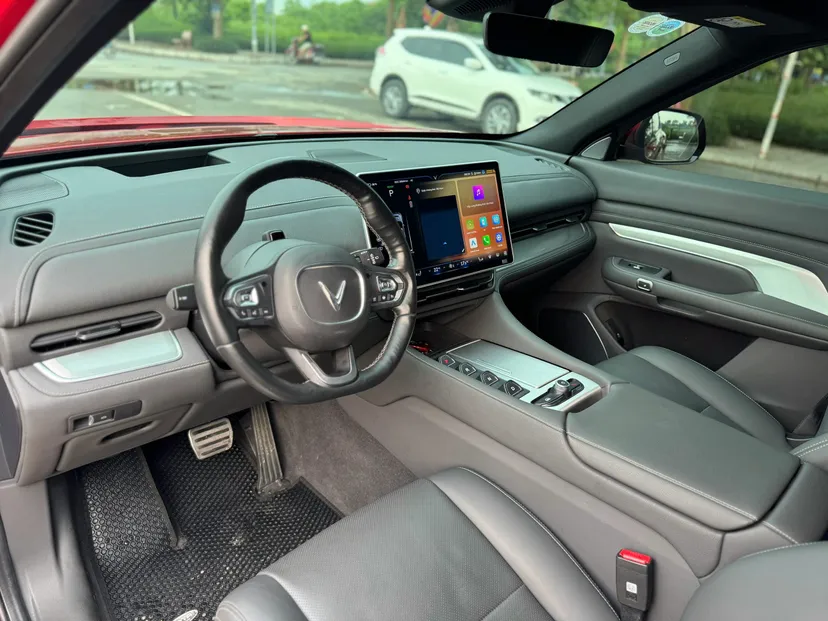 Hình ảnh xe Vf9 bản plus sx 2023