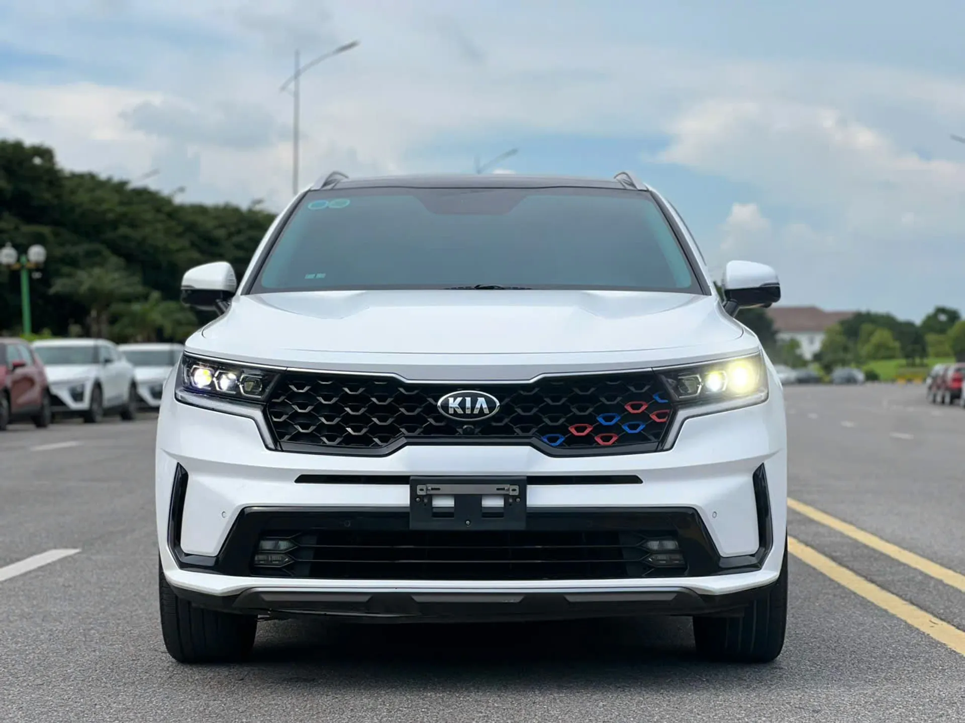 Hình ảnh xe KIA SORENTO 2022 XĂNG PREMIUM- 40.000KM