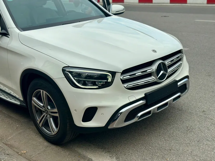 Hình ảnh xe Mercedes Benz GLC200 2021- 20.000km